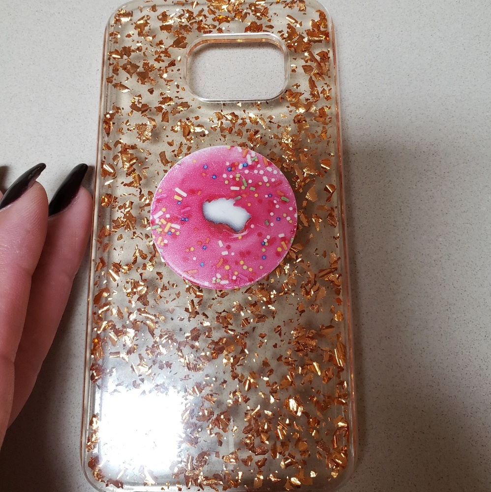 Rose gold Samsung S7 case with doughnut pop